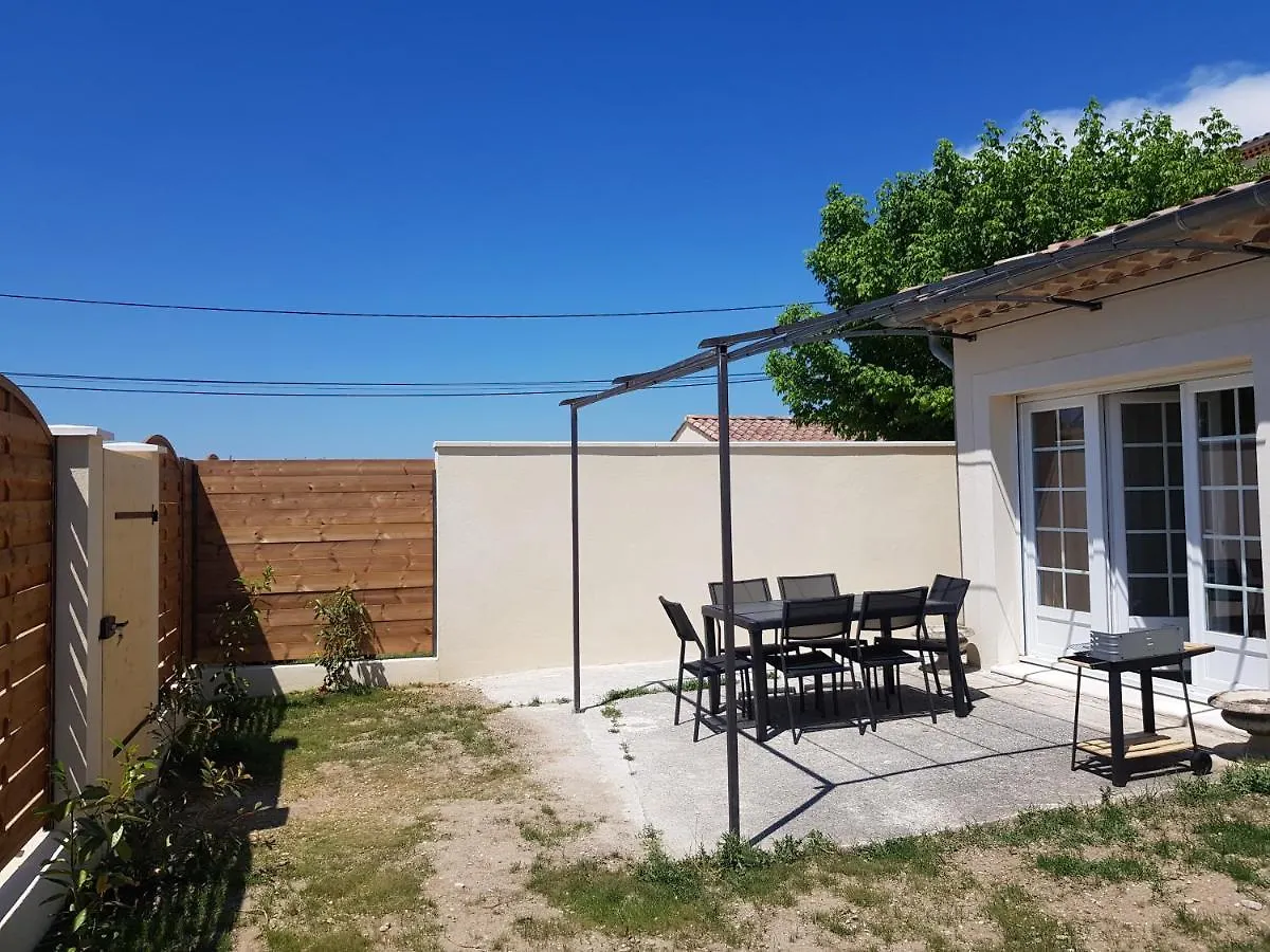 Holiday home Domaines Des Confines Villa Monteux