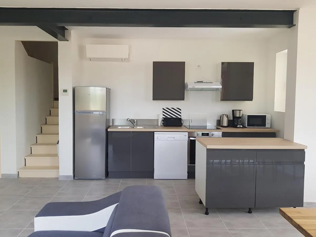 Holiday home Domaines Des Confines Villa Monteux