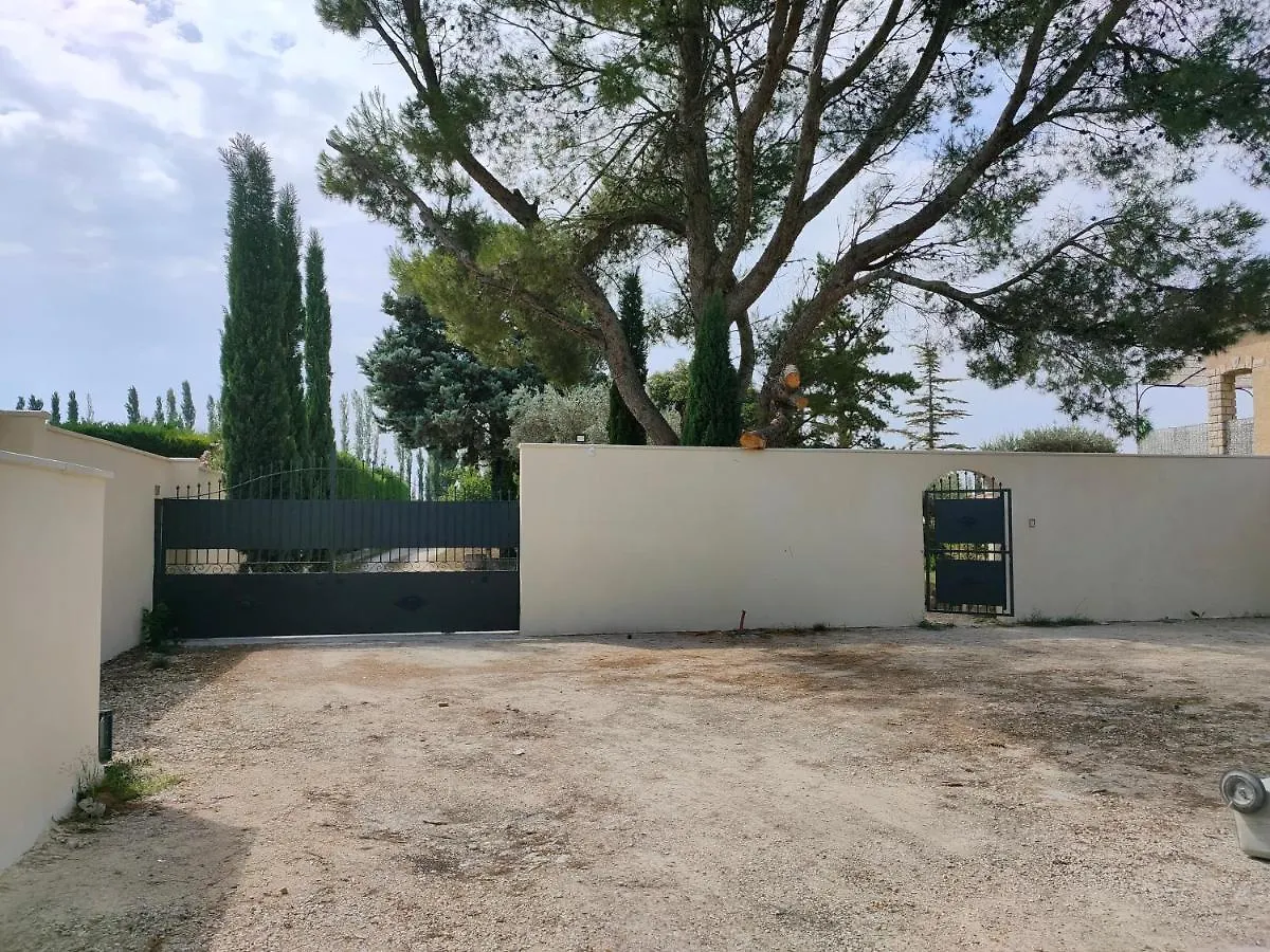 Holiday home Domaines Des Confines Villa Monteux